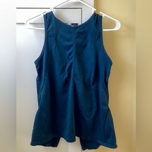 Athleta workout tank top